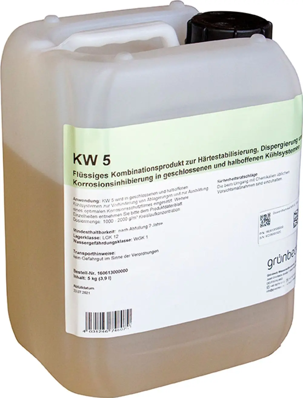 Transparente Flasche mit grüner Etikettierung, gefüllt mit einer flüssigen Chemikalie von Grünbeck zur Stabilisierung und Korrosionshemmung in Kühlsystemen.